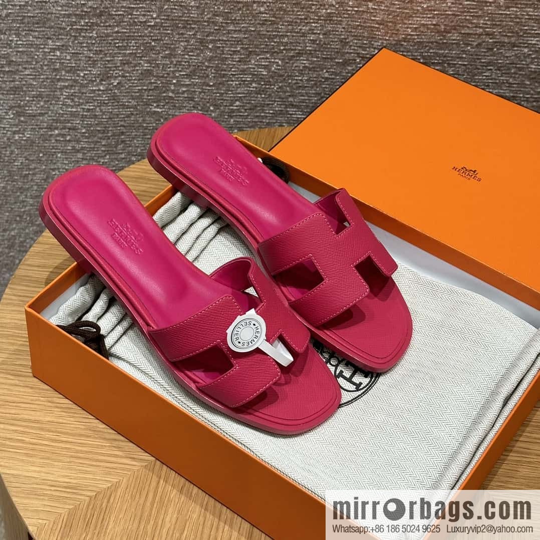 HERMES 181 Oran sandals, palm print cowhide/Epsom rose red/Rose red
