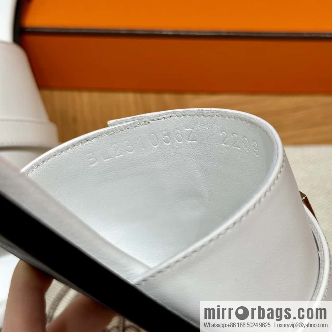 HERMES 183Kelly tow sandals Giulia calfskin /Calfskin white/01/Blanc