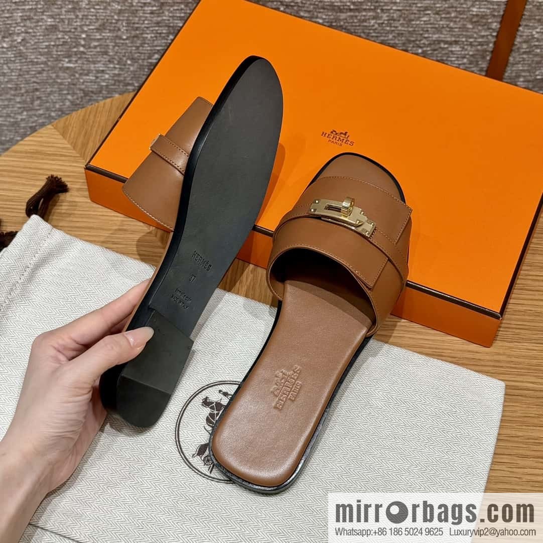 HERMES 183Kelly tow sandals Giulia calfskin /Calfskin gold brown/ck37/gold