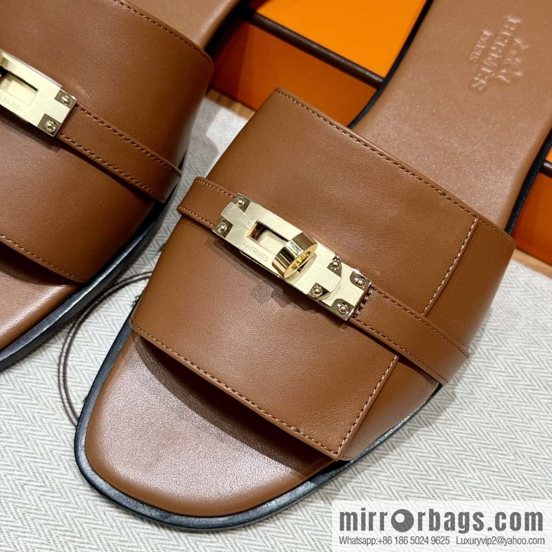 HERMES 183Kelly tow sandals Giulia calfskin /Calfskin gold brown/ck37/gold