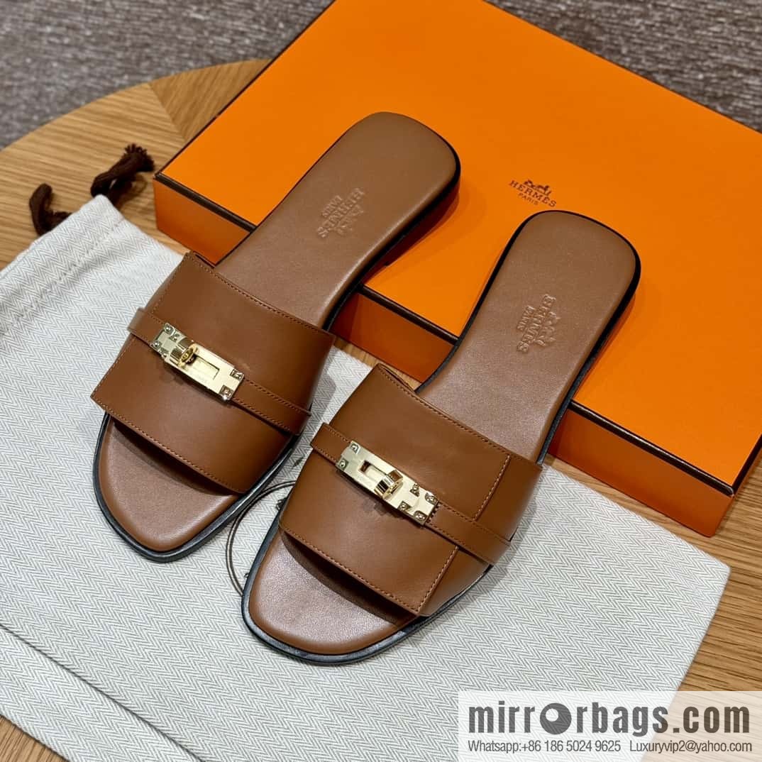 HERMES 183Kelly tow sandals Giulia calfskin /Calfskin gold brown/ck37/gold