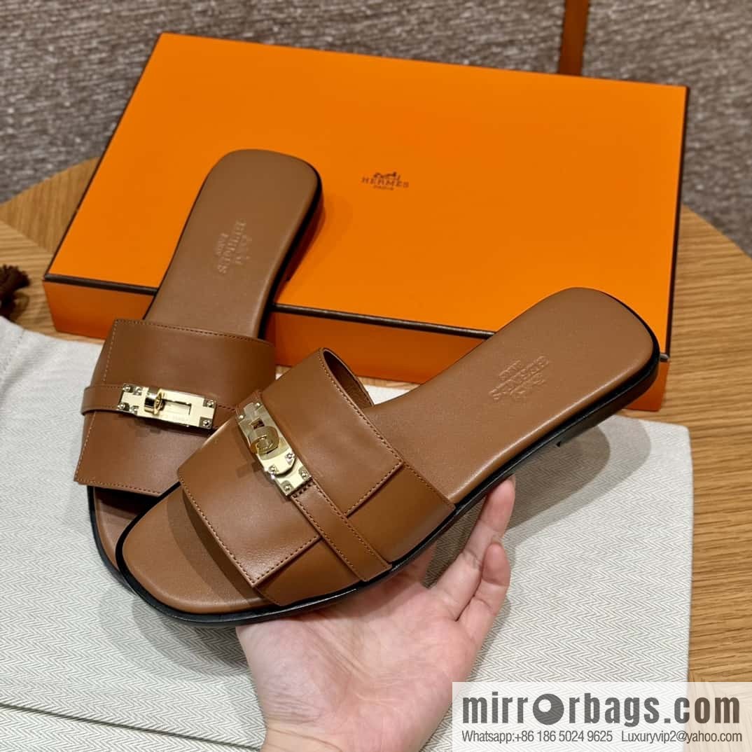 HERMES 183Kelly tow sandals Giulia calfskin /Calfskin gold brown/ck37/gold