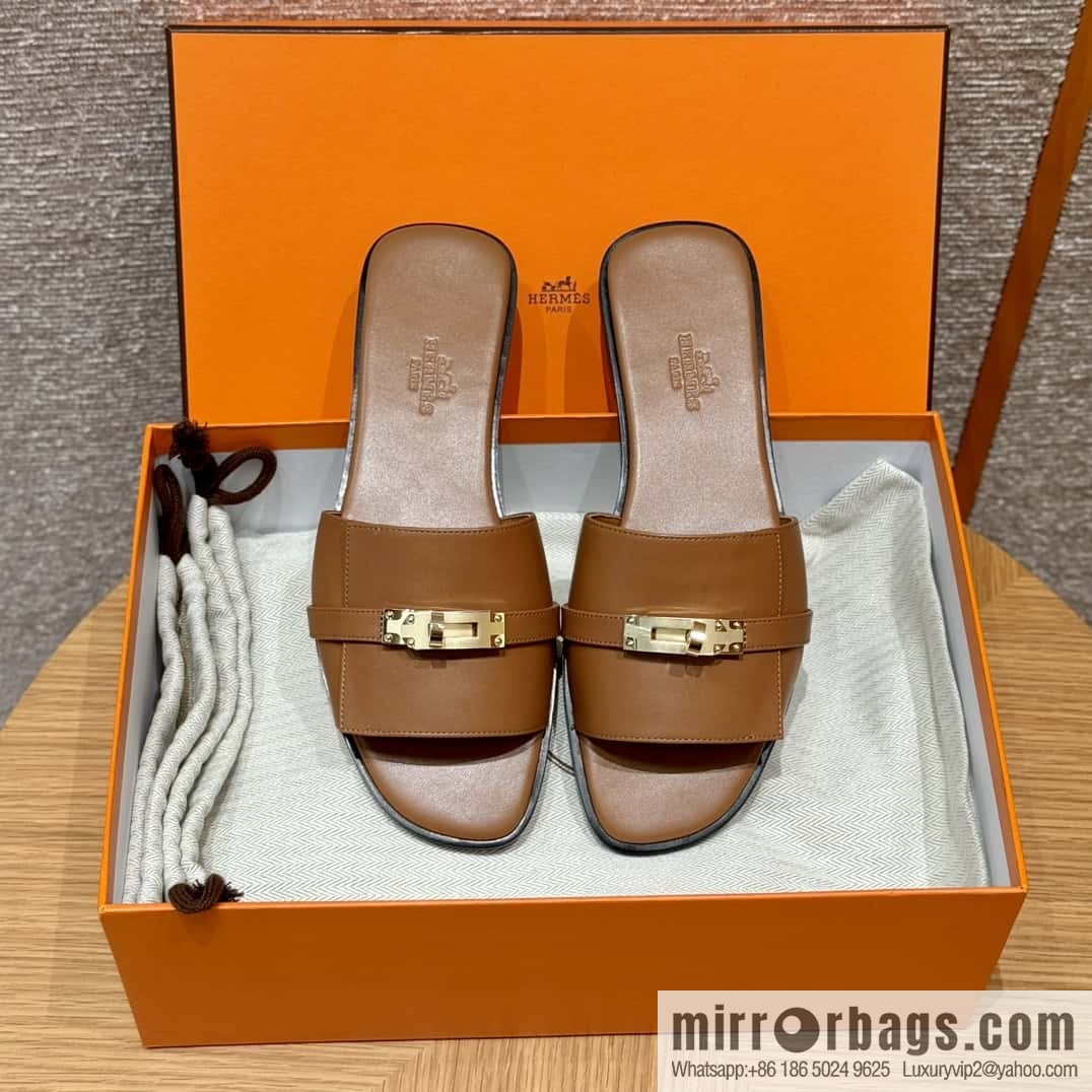 HERMES 183Kelly tow sandals Giulia calfskin /Calfskin gold brown/ck37/gold