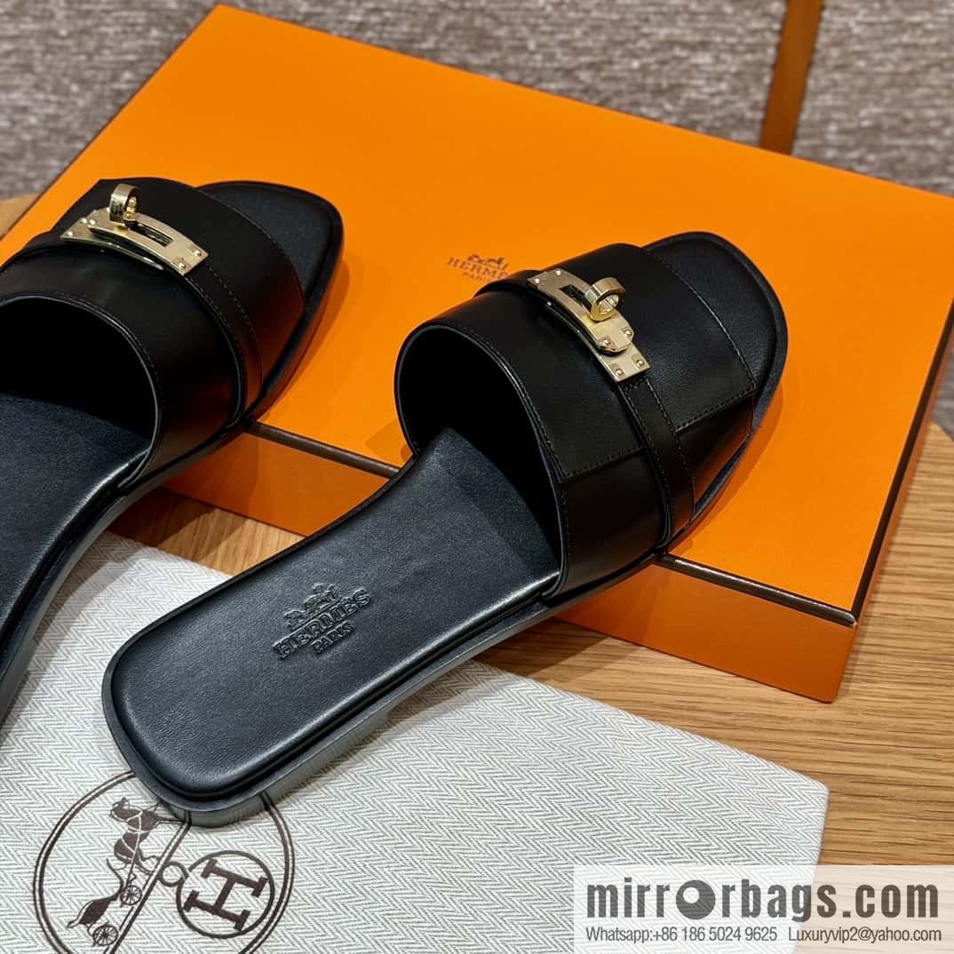 HERMES 183Kelly tow sandals Giulia calfskin /Calfskin black/CK89/Noir