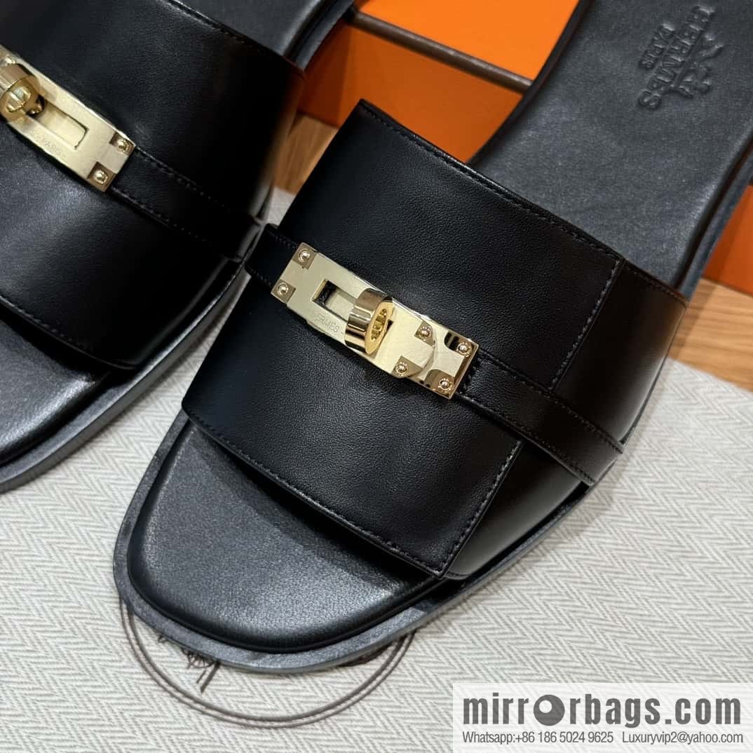 HERMES 183Kelly tow sandals Giulia calfskin /Calfskin black/CK89/Noir