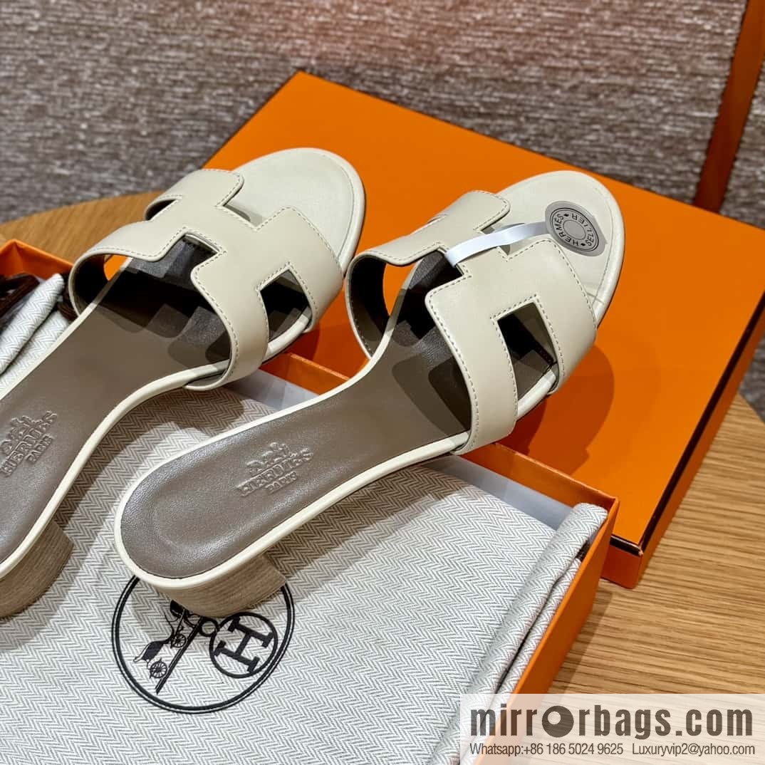 HERMES 185 Oasis high-heeled sandals, calfskin/calfskin milkshake white/ck10/Craie