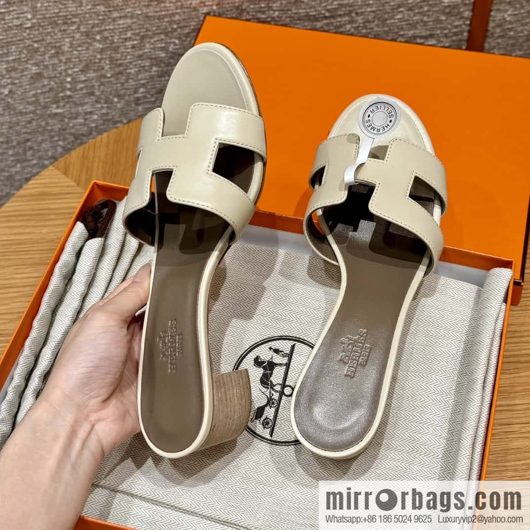HERMES 185 Oasis high-heeled sandals, calfskin/calfskin milkshake white/ck10/Craie