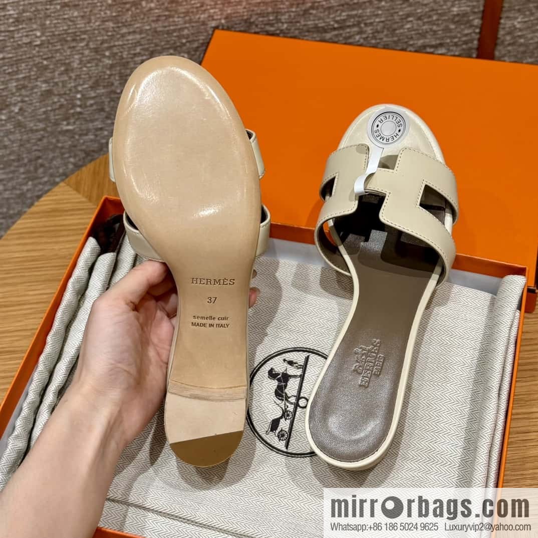 HERMES 185 Oasis high-heeled sandals, calfskin/calfskin milkshake white/ck10/Craie