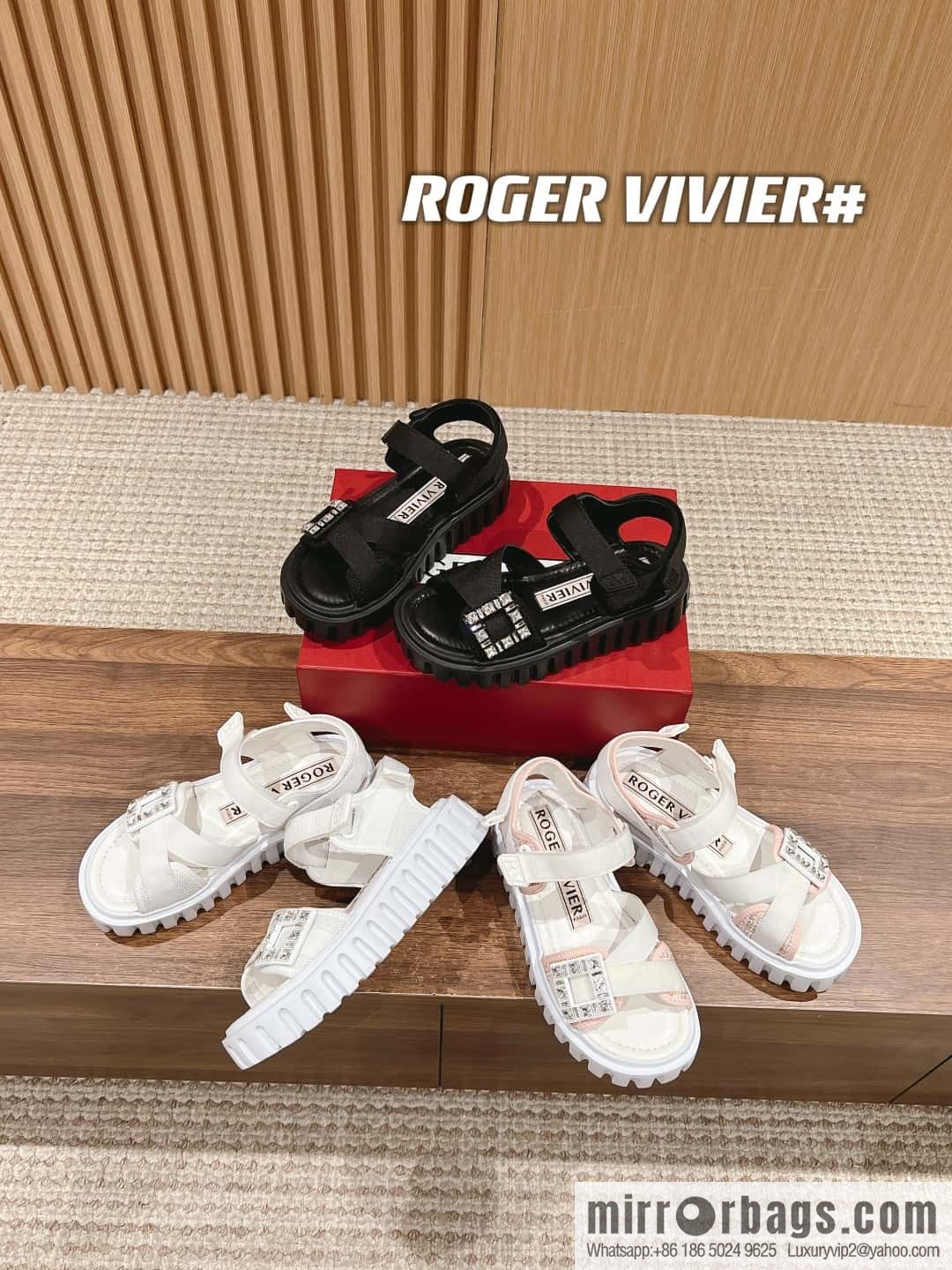 𝐑𝐨𝐠𝐞𝐫 𝐕𝐢𝐯𝐢𝐞𝐫 𝐓𝐡𝐢𝐜𝐤 𝐓𝐫𝐞𝐤𝐤𝐲# Roger Vivia Diamond Button Sandals