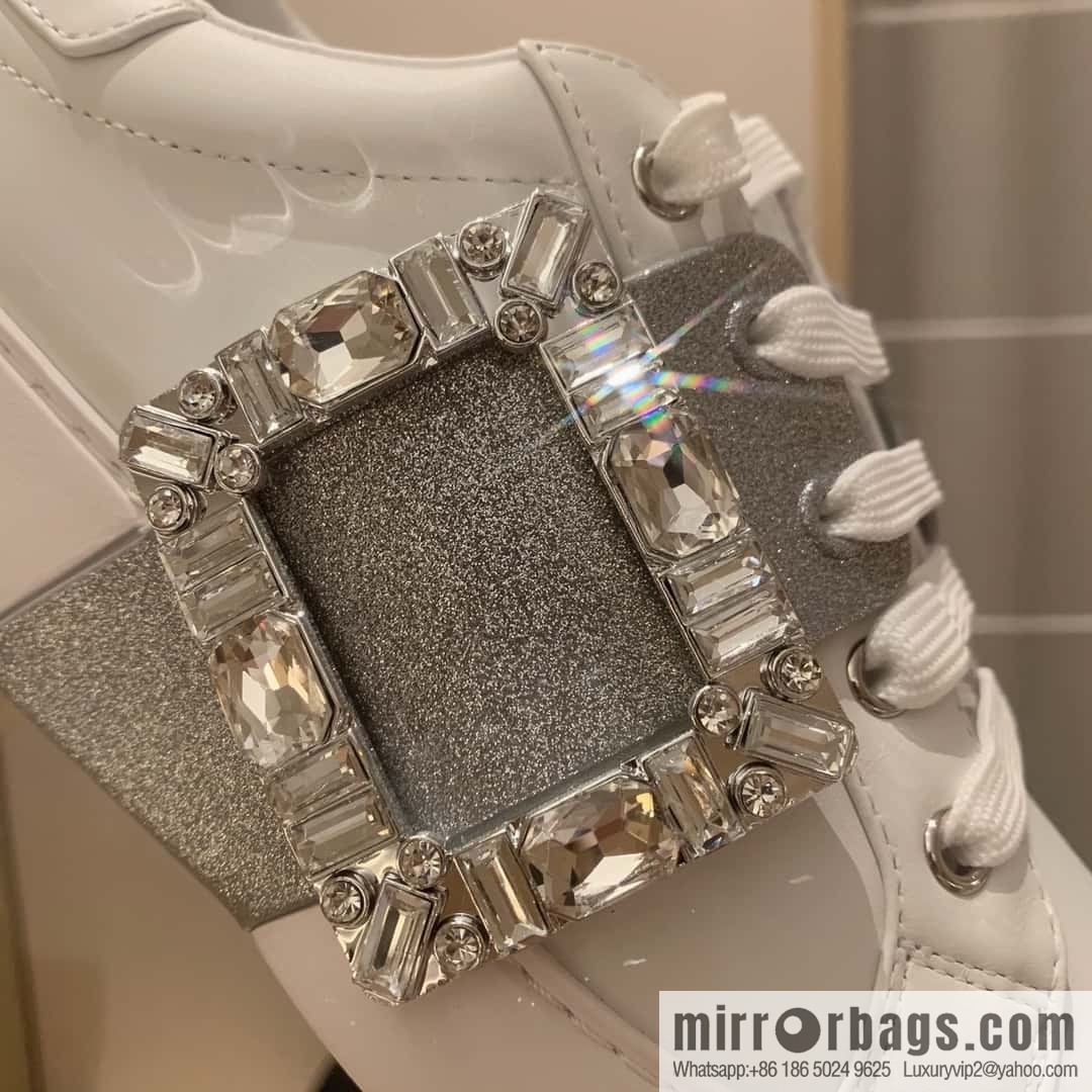 RV Top Version Diamond Buckle Casual Roger vivier Spring/Summer 2024 🍃 Diamond Buckle Casual