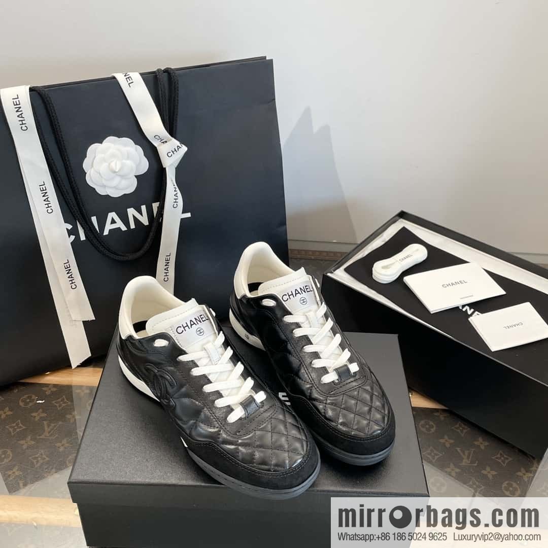 CHANEL Xiaoxiang Latest rhombus third generation, double C football shoes⚽