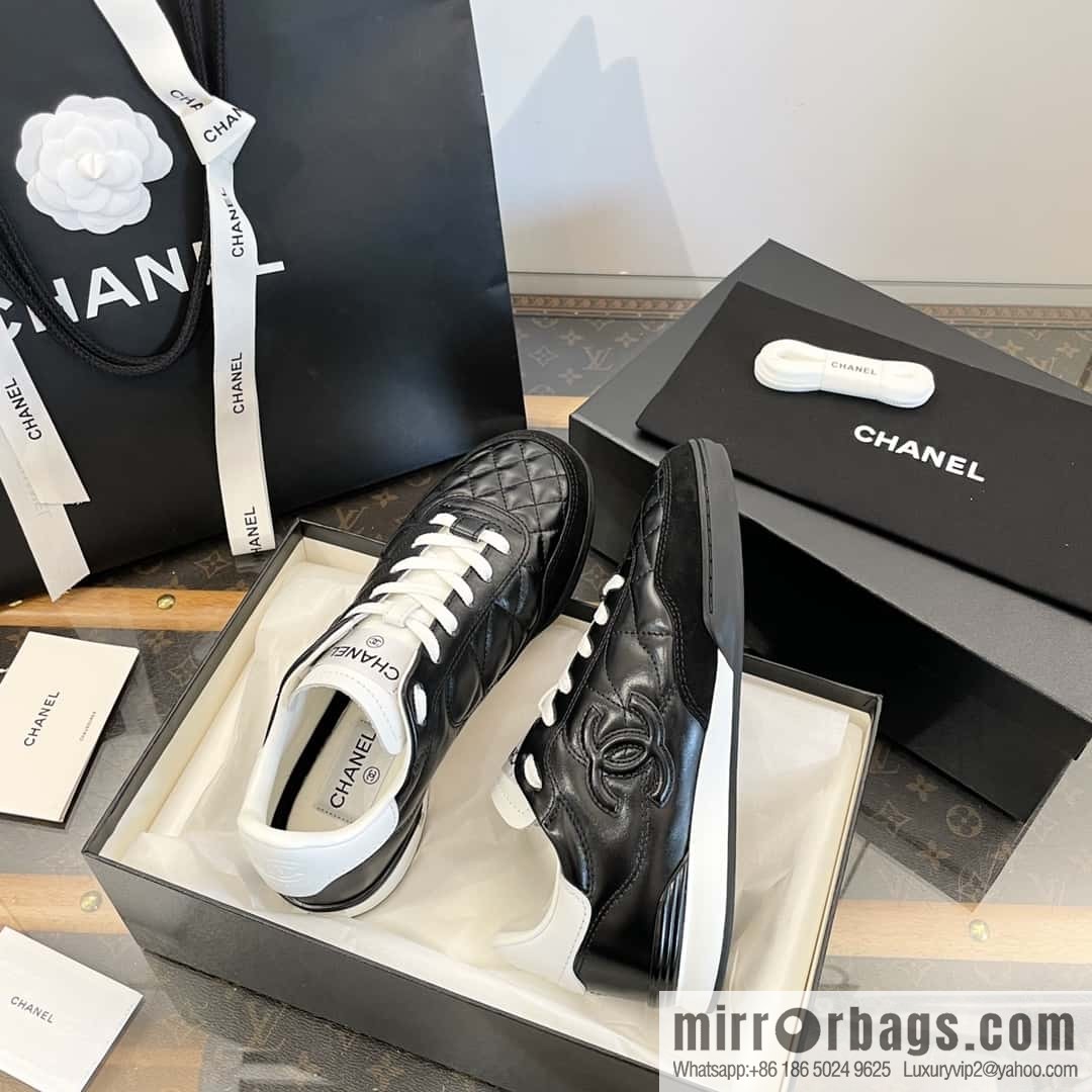CHANEL Xiaoxiang Latest rhombus third generation, double C football shoes⚽