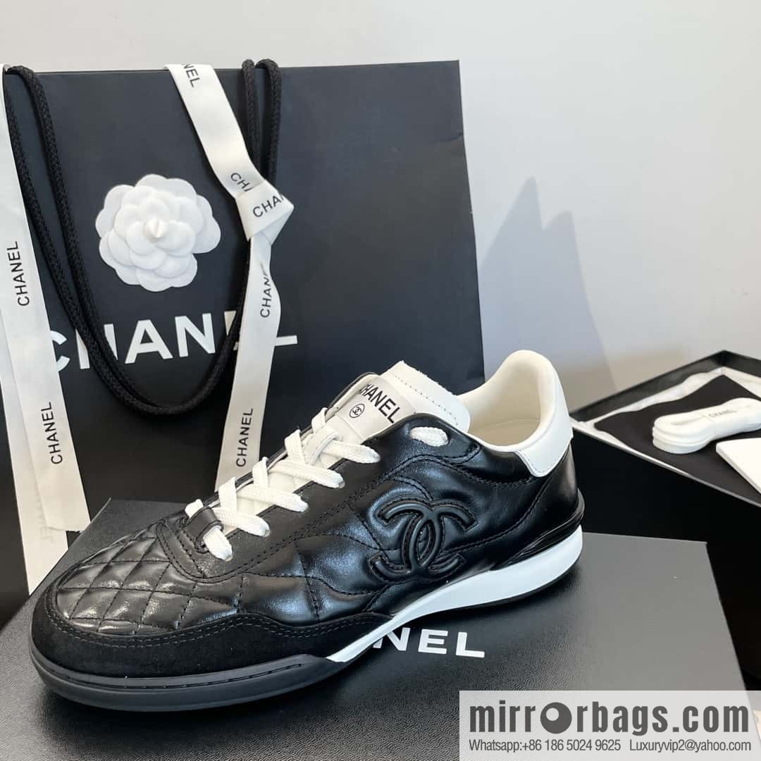CHANEL Xiaoxiang Latest rhombus third generation, double C football shoes⚽