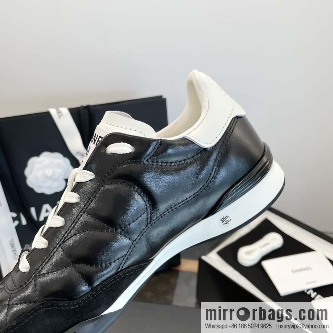 CHANEL Xiaoxiang Latest rhombus third generation, double C football shoes⚽