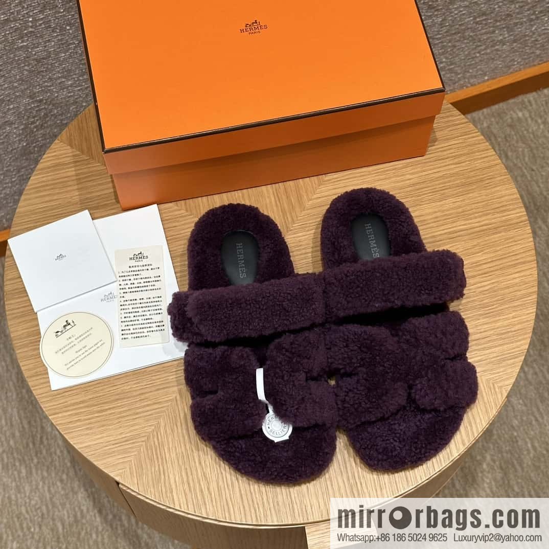 HERMES 225 CHYPRE SANDAL uncle shoes, woolskin/grape purple/59/Raisin