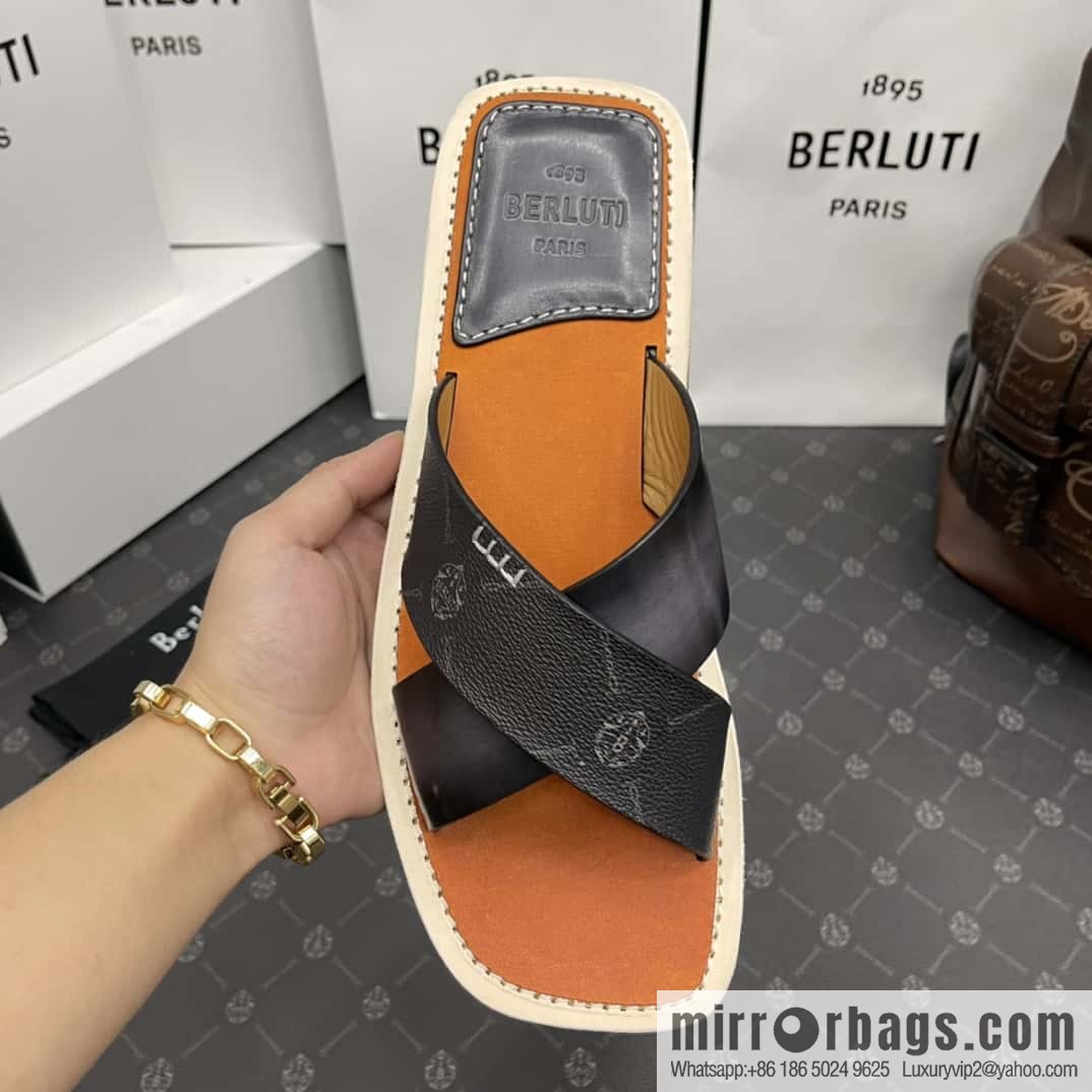 Berlut * Elio Slippers