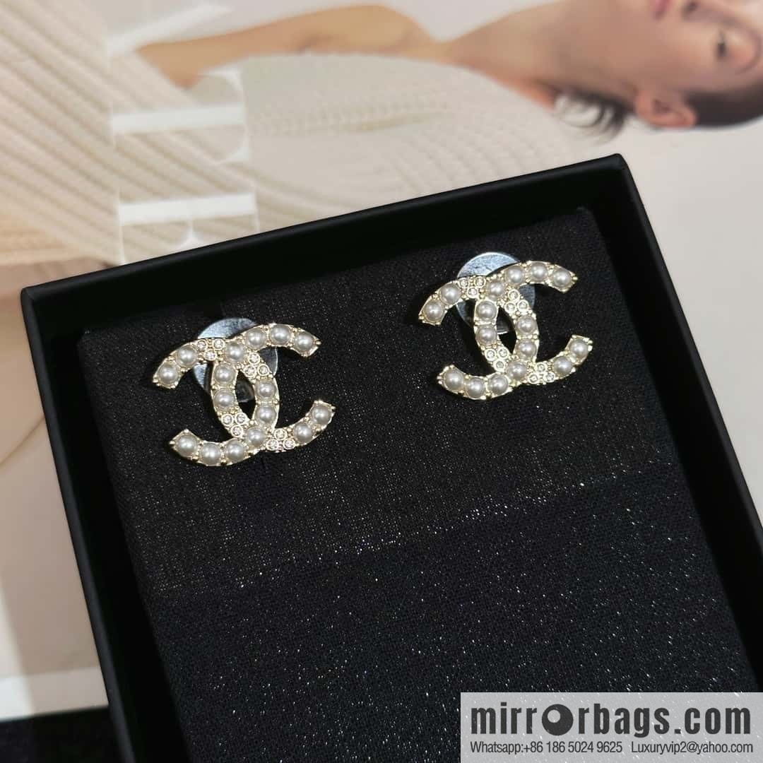 ❗️New ❗️☀️ new ☑️ chanel c1 double c pearl stud earrings ☀️