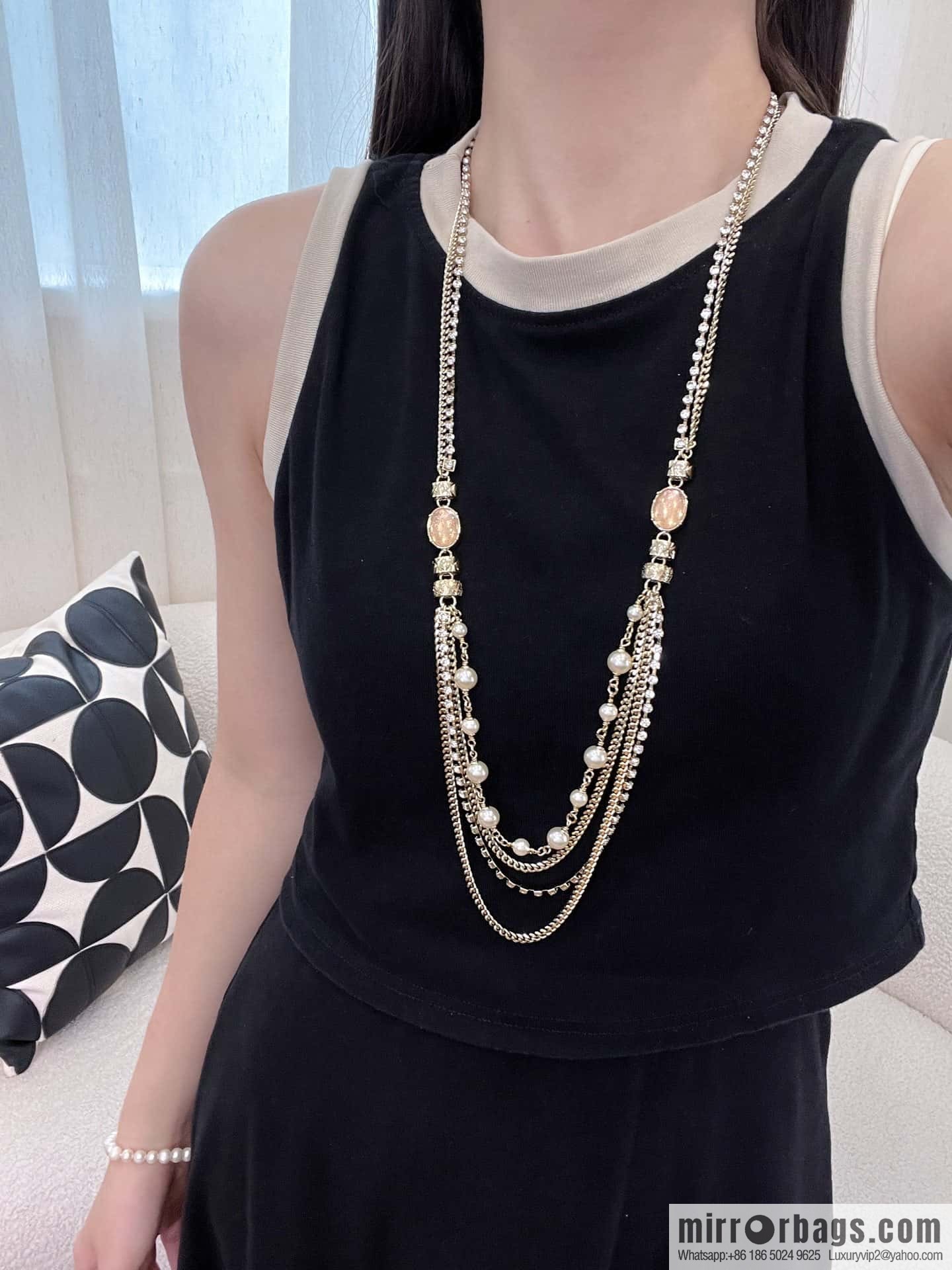❗️New ❗️☀️ New ☑️ Chanel Double C Pink Gem Multi-layer Pearl Necklace Sweater Chain ☀️