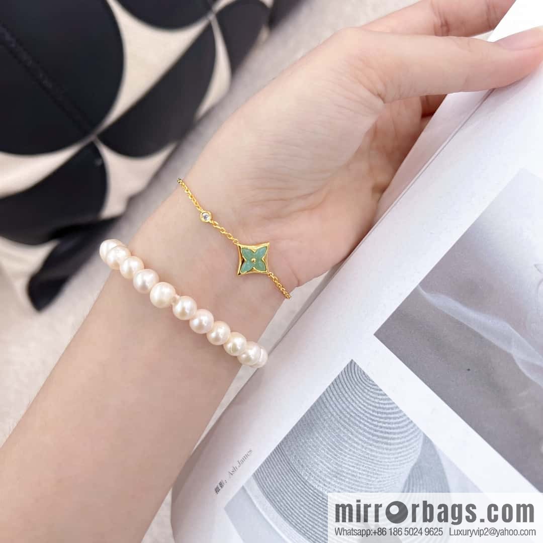 ❗️New ❗️ ☀ Louis Vuitton rhombus presbyopia Tianhe stone bracelet, necklace ☀