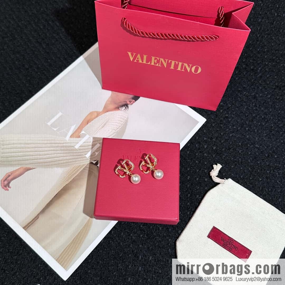 ❗️New ❗️ New ☑️ VALENTINO red brick pearl stud earrings