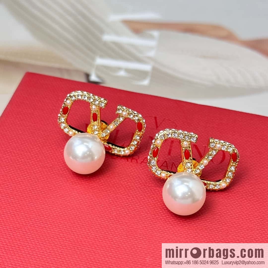 ❗️New ❗️ New ☑️ VALENTINO red brick pearl stud earrings