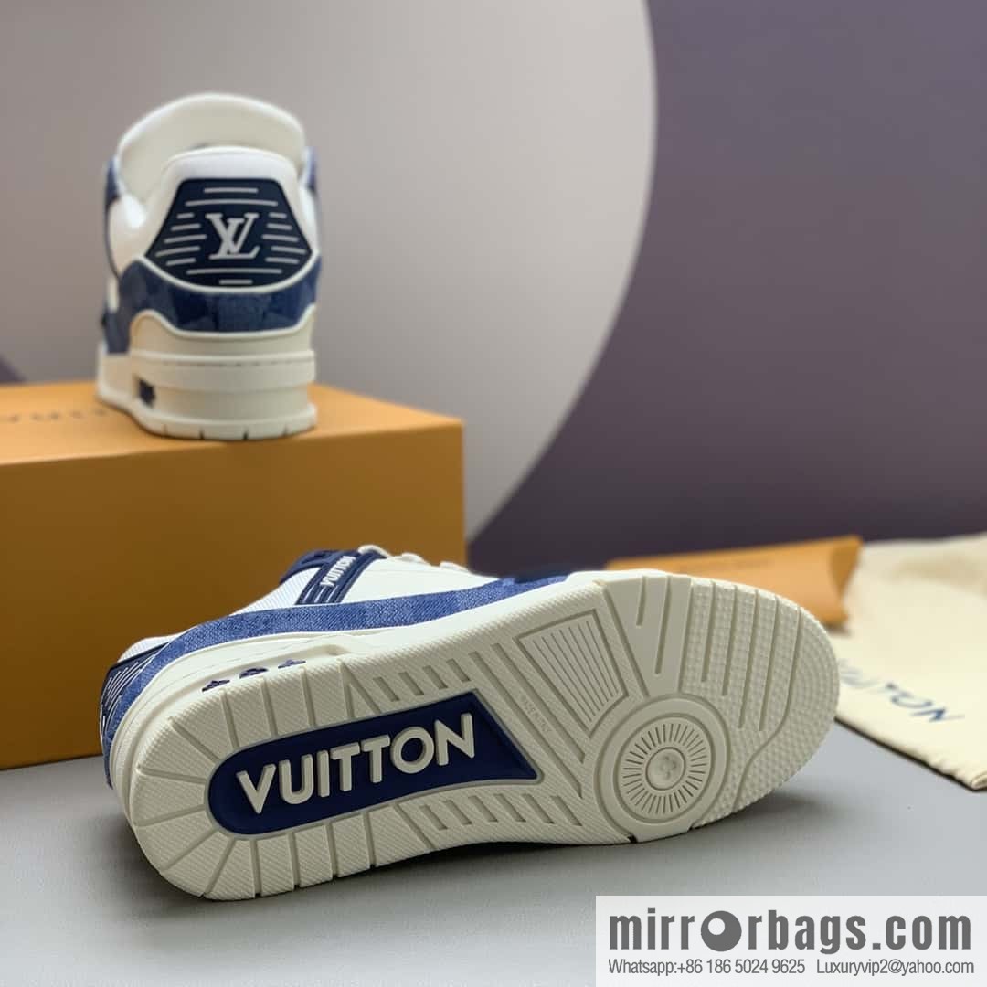LV 🆕 couple sports running shoes