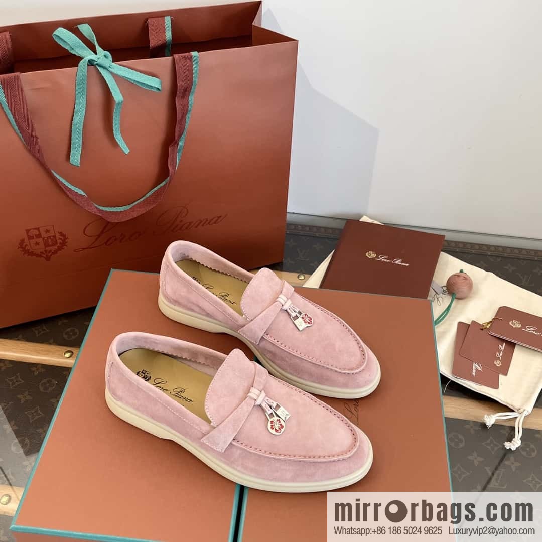 𝐋𝐨𝐫𝐨 𝐏𝐢𝐚𝐧𝐚||𝟐𝟎𝟐𝟒 𝐬𝐮𝐦𝐦𝐞𝐫 𝐰𝐚𝐥𝐤 Holiday Series Light Peony Powder Loafers