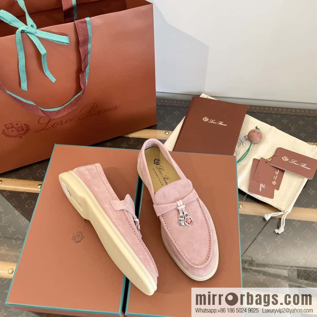 𝐋𝐨𝐫𝐨 𝐏𝐢𝐚𝐧𝐚||𝟐𝟎𝟐𝟒 𝐬𝐮𝐦𝐦𝐞𝐫 𝐰𝐚𝐥𝐤 Holiday Series Light Peony Powder Loafers