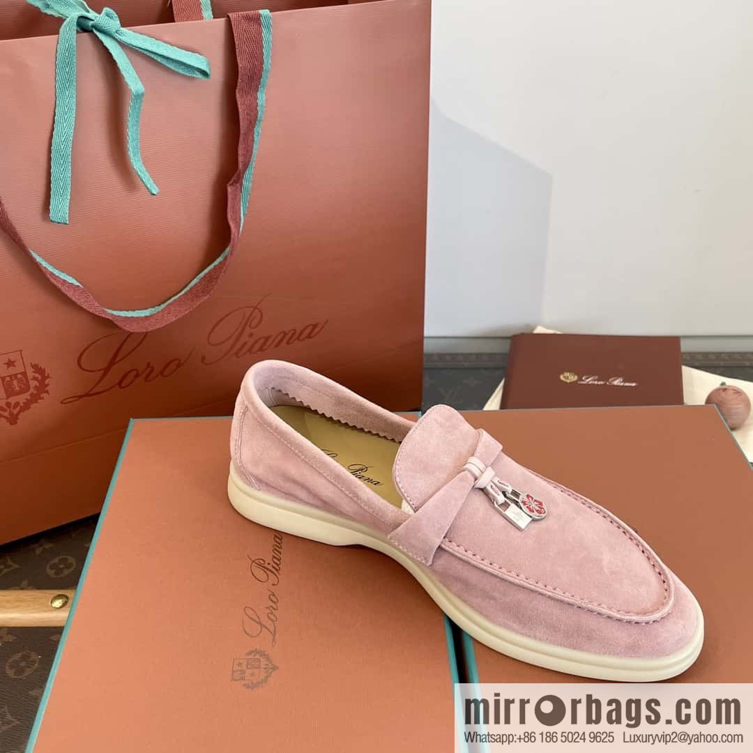 𝐋𝐨𝐫𝐨 𝐏𝐢𝐚𝐧𝐚||𝟐𝟎𝟐𝟒 𝐬𝐮𝐦𝐦𝐞𝐫 𝐰𝐚𝐥𝐤 Holiday Series Light Peony Powder Loafers