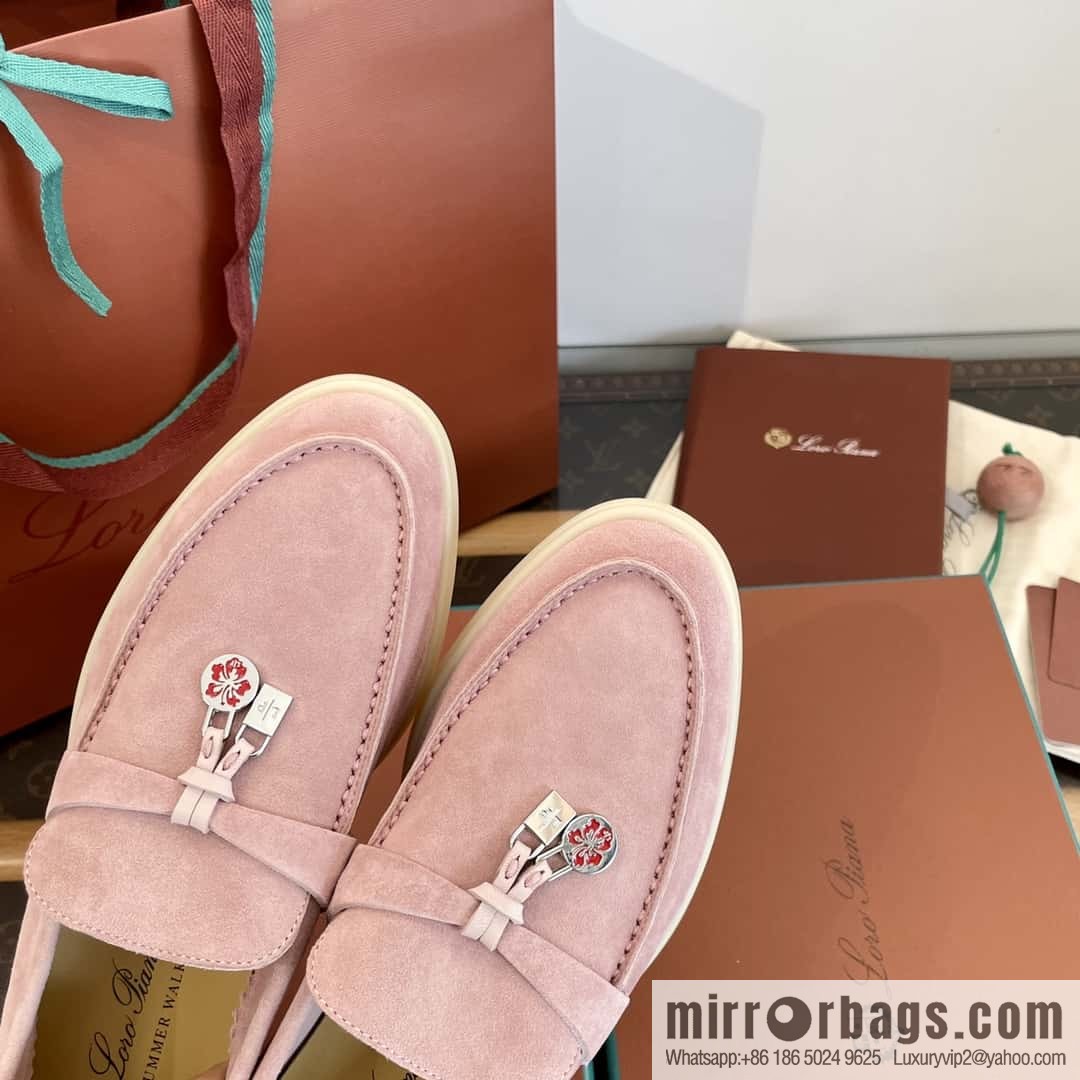 𝐋𝐨𝐫𝐨 𝐏𝐢𝐚𝐧𝐚||𝟐𝟎𝟐𝟒 𝐬𝐮𝐦𝐦𝐞𝐫 𝐰𝐚𝐥𝐤 Holiday Series Light Peony Powder Loafers