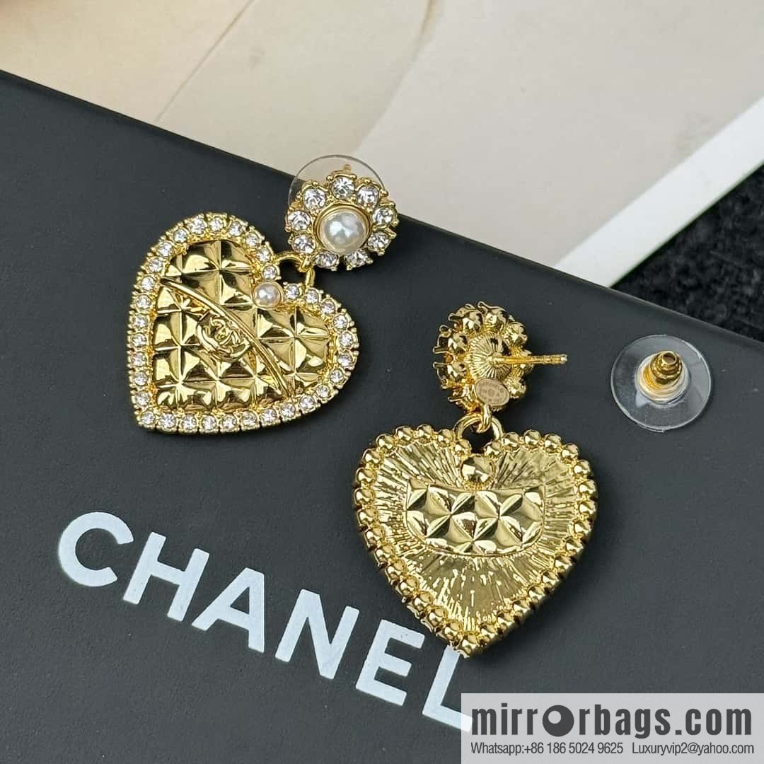❗️New ❗️ ☀️ new ☑️ chanel c2 double c gold diamond peach heart love stud earrings ☀️