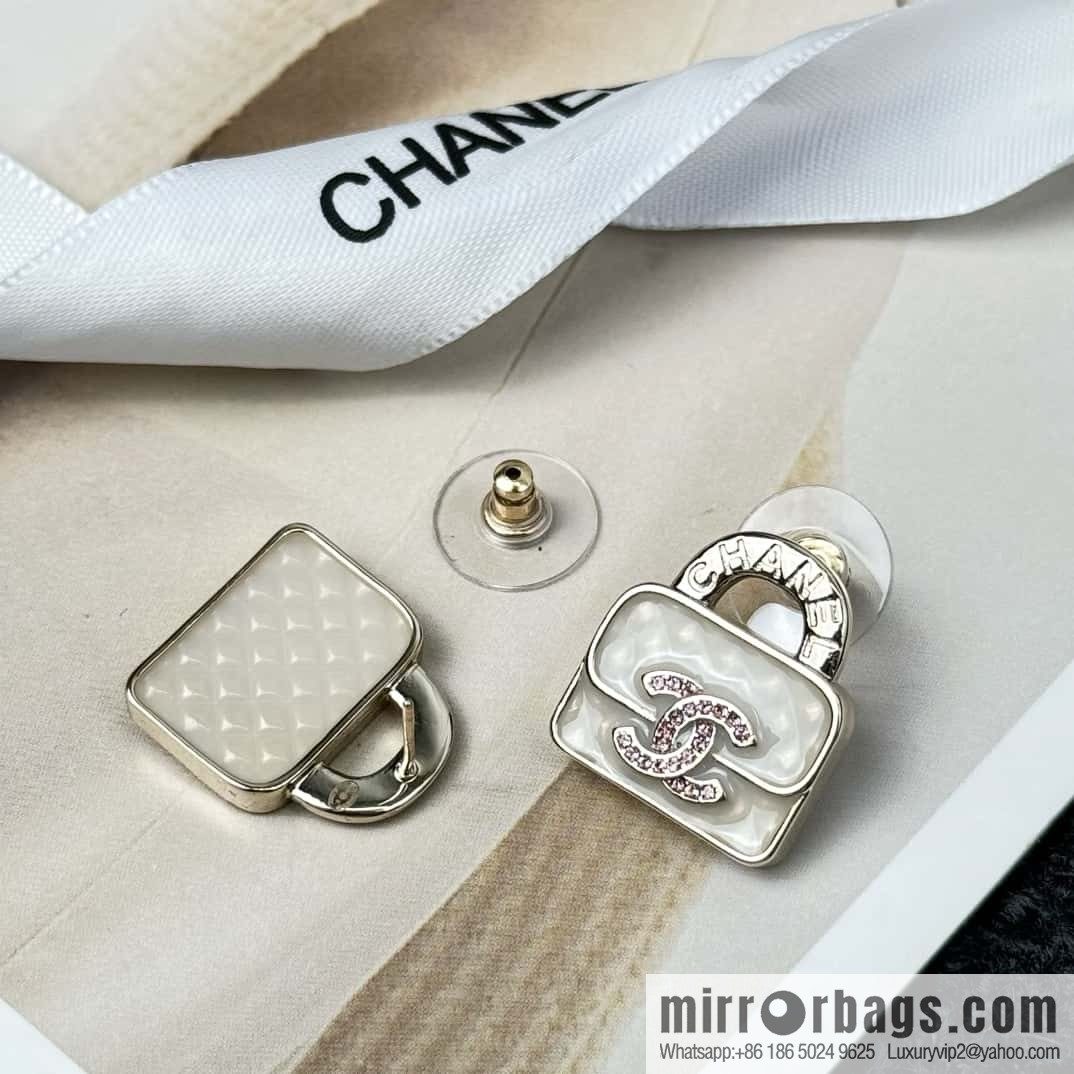 ❗️New ❗️☀️ new ☑️ chanel c1 double c diamond bag 👜 earrings ☀️