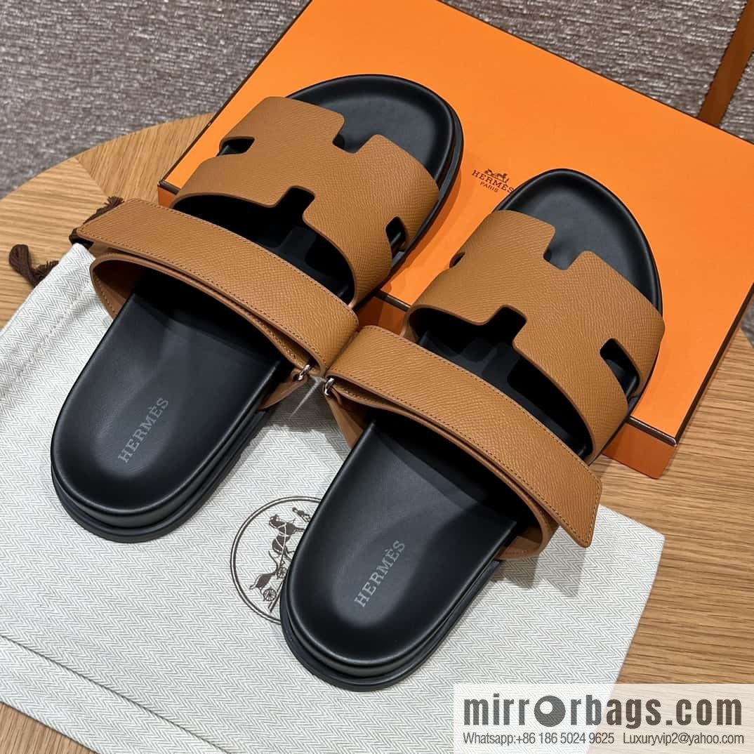 HERMES 180 CHYPRE SANDAL uncle shoes, palm print/Epsom gold brown/37/Gold