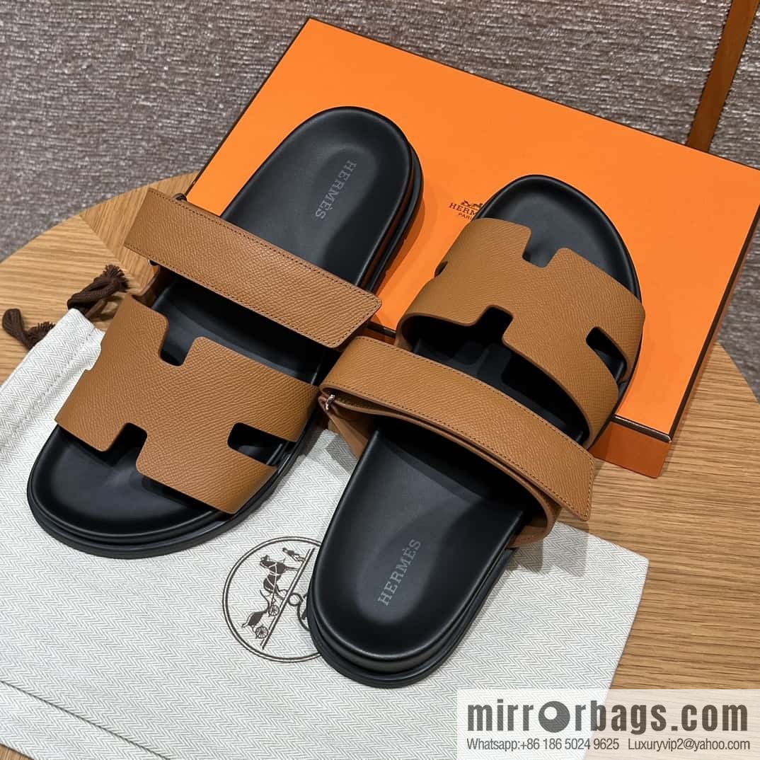HERMES 180 CHYPRE SANDAL uncle shoes, palm print/Epsom gold brown/37/Gold
