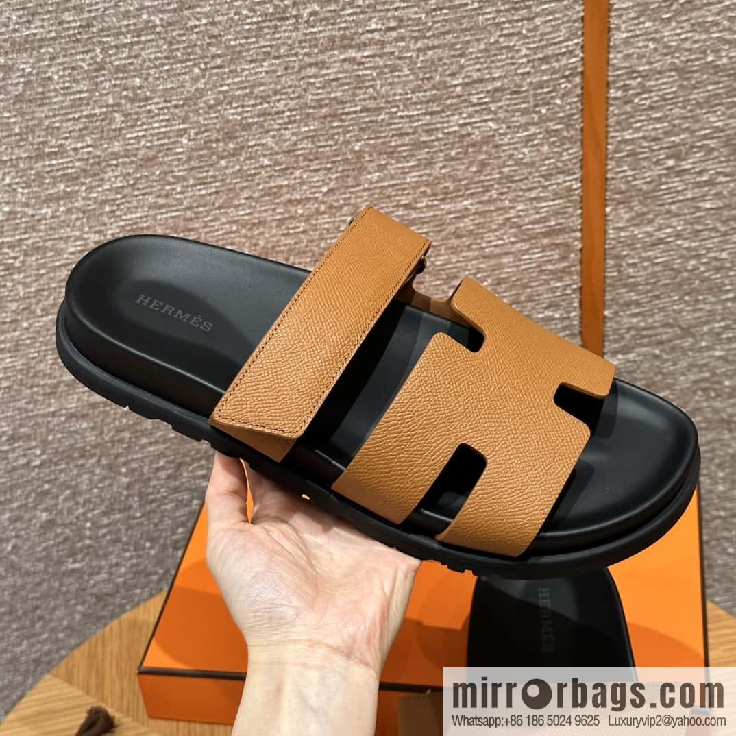 HERMES 180 CHYPRE SANDAL uncle shoes, palm print/Epsom gold brown/37/Gold