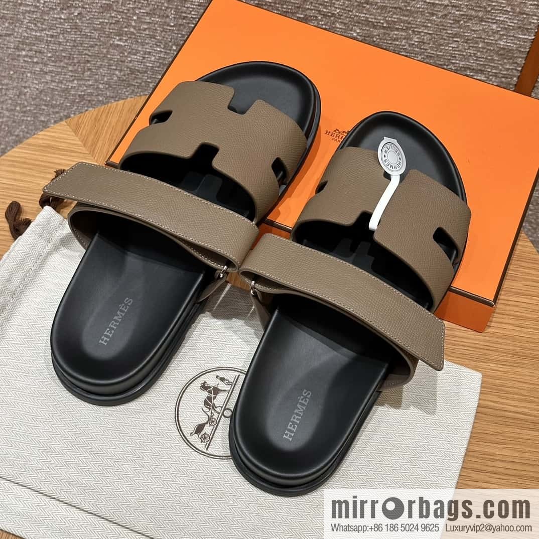 HERMES 180 CHYPRE SANDAL uncle shoes, palm print/Epsom elephant gray/18/Etoupe