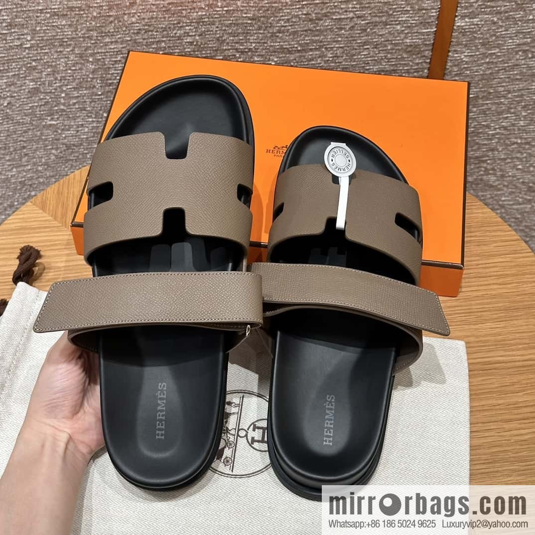 HERMES 180 CHYPRE SANDAL uncle shoes, palm print/Epsom elephant gray/18/Etoupe