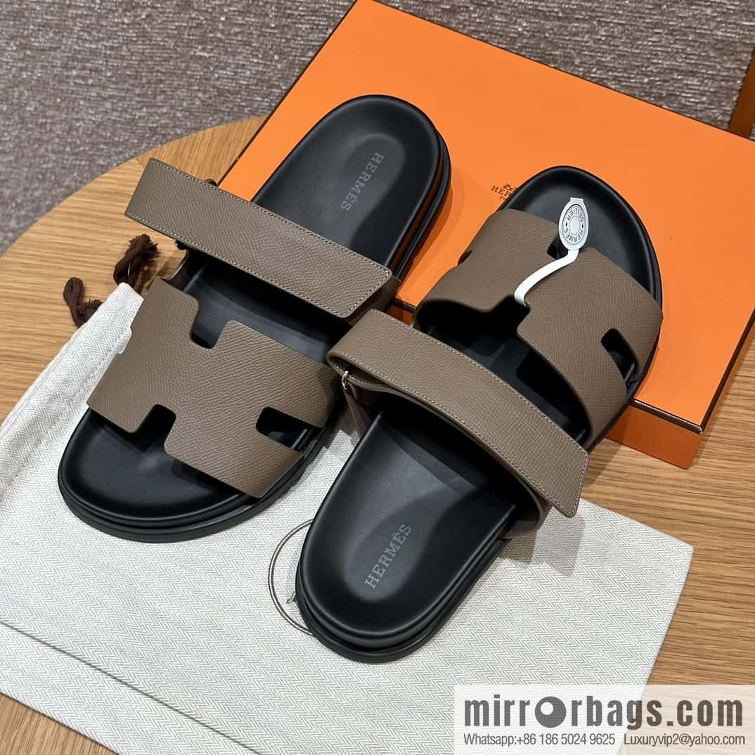 HERMES 180 CHYPRE SANDAL uncle shoes, palm print/Epsom elephant gray/18/Etoupe