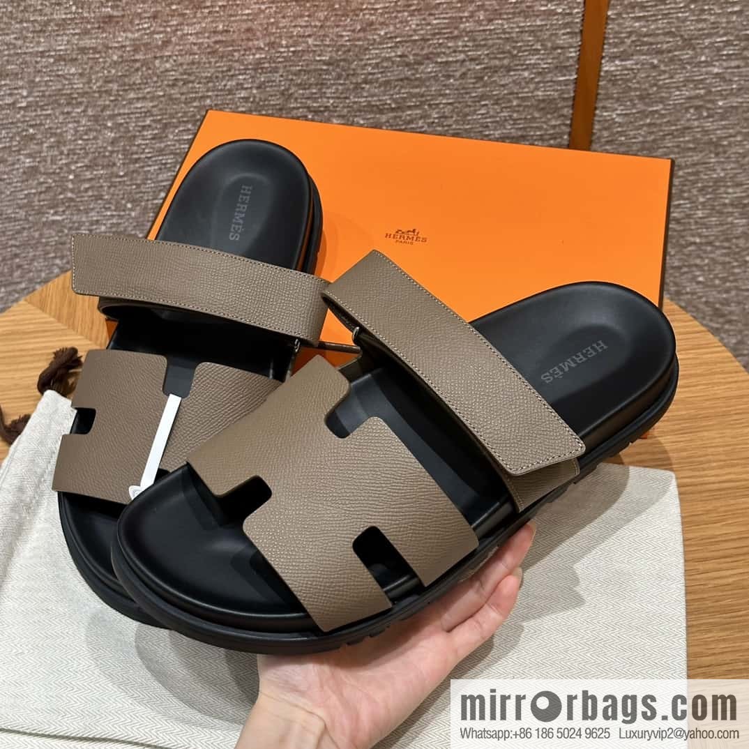 HERMES 180 CHYPRE SANDAL uncle shoes, palm print/Epsom elephant gray/18/Etoupe