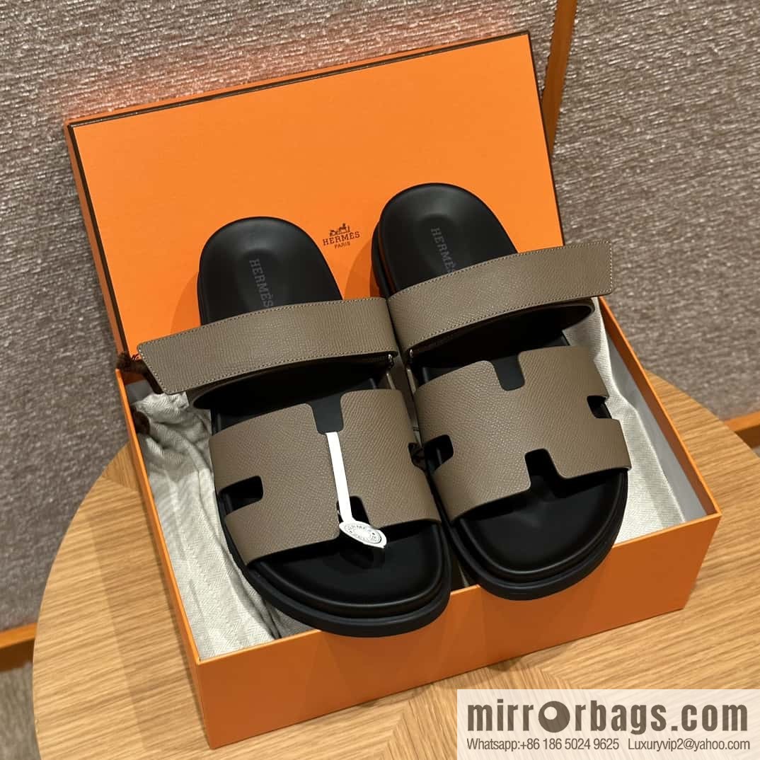 HERMES 180 CHYPRE SANDAL uncle shoes, palm print/Epsom elephant gray/18/Etoupe
