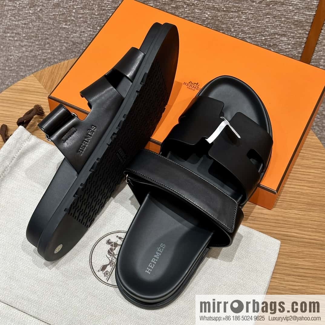 HERMES 180 CHYPRE SANDAL uncle shoes, lambskin/Natural lambskin lininh black/89/Black