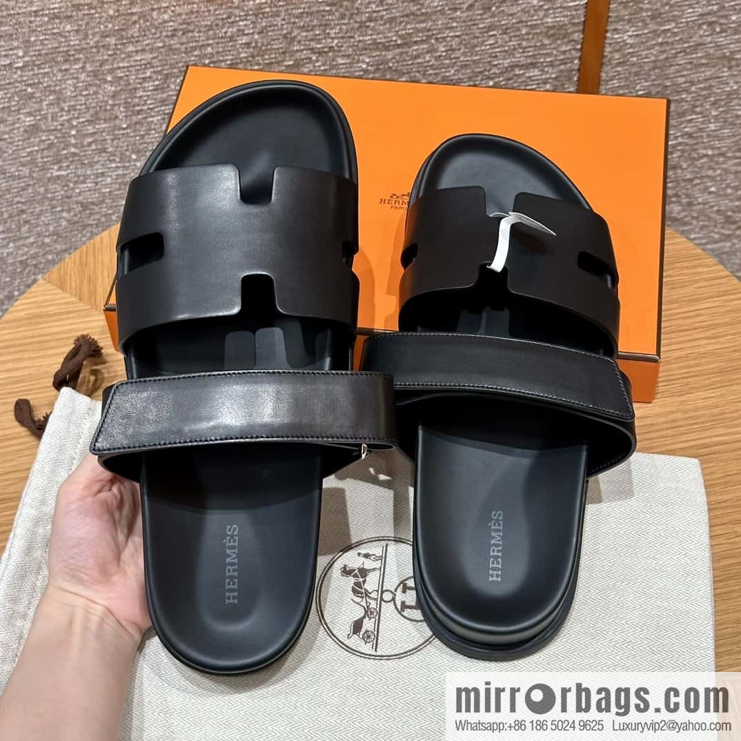 HERMES 180 CHYPRE SANDAL uncle shoes, lambskin/Natural lambskin lininh black/89/Black