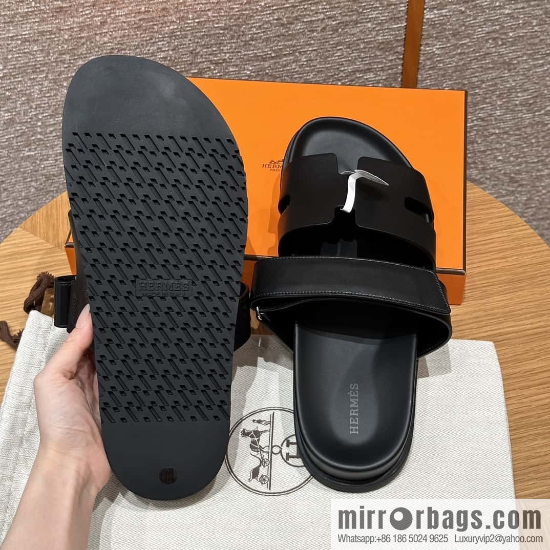 HERMES 180 CHYPRE SANDAL uncle shoes, lambskin/Natural lambskin lininh black/89/Black