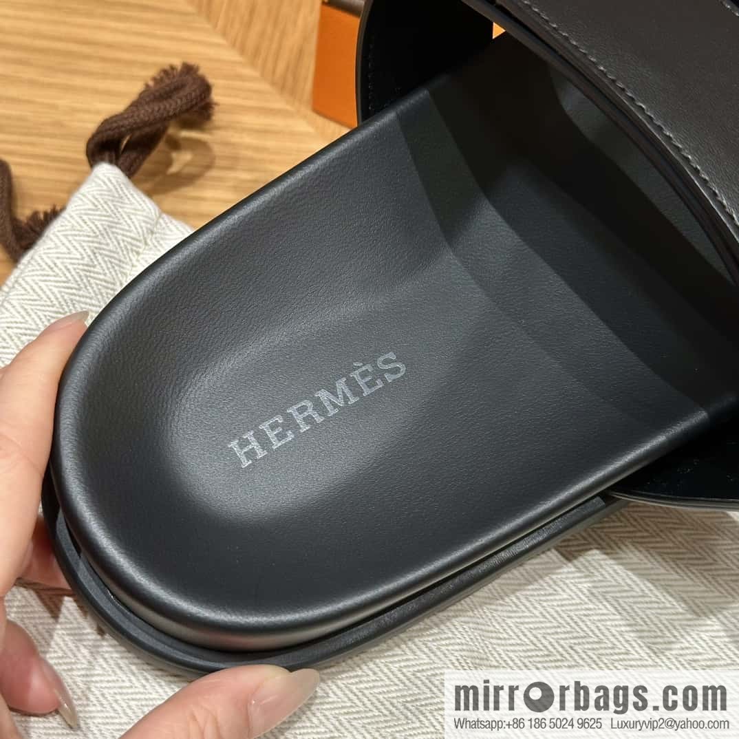 HERMES 180 CHYPRE SANDAL uncle shoes, lambskin/Natural lambskin lininh black/89/Black