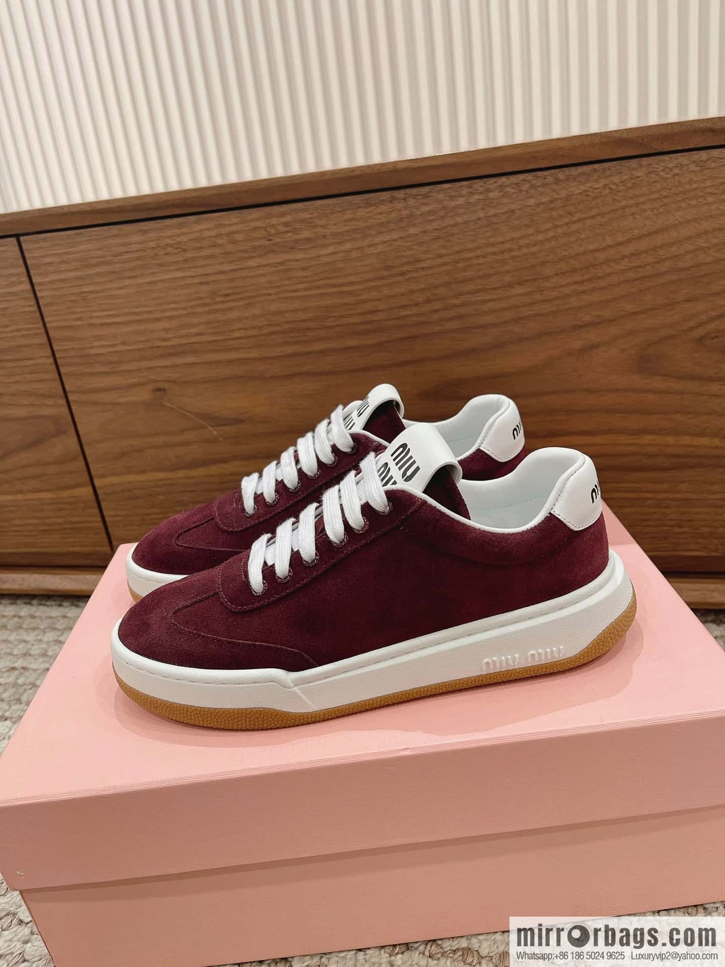 Miumiu ss24 new arrival~ miu's 2024 early spring new lace-up casual shoes, this lace-up casual shoes