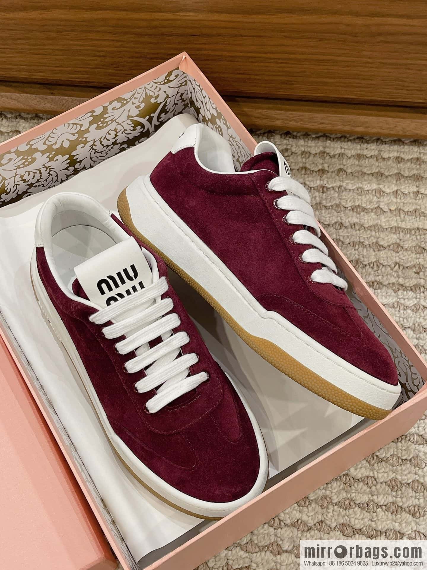 Miumiu ss24 new arrival~ miu's 2024 early spring new lace-up casual shoes, this lace-up casual shoes
