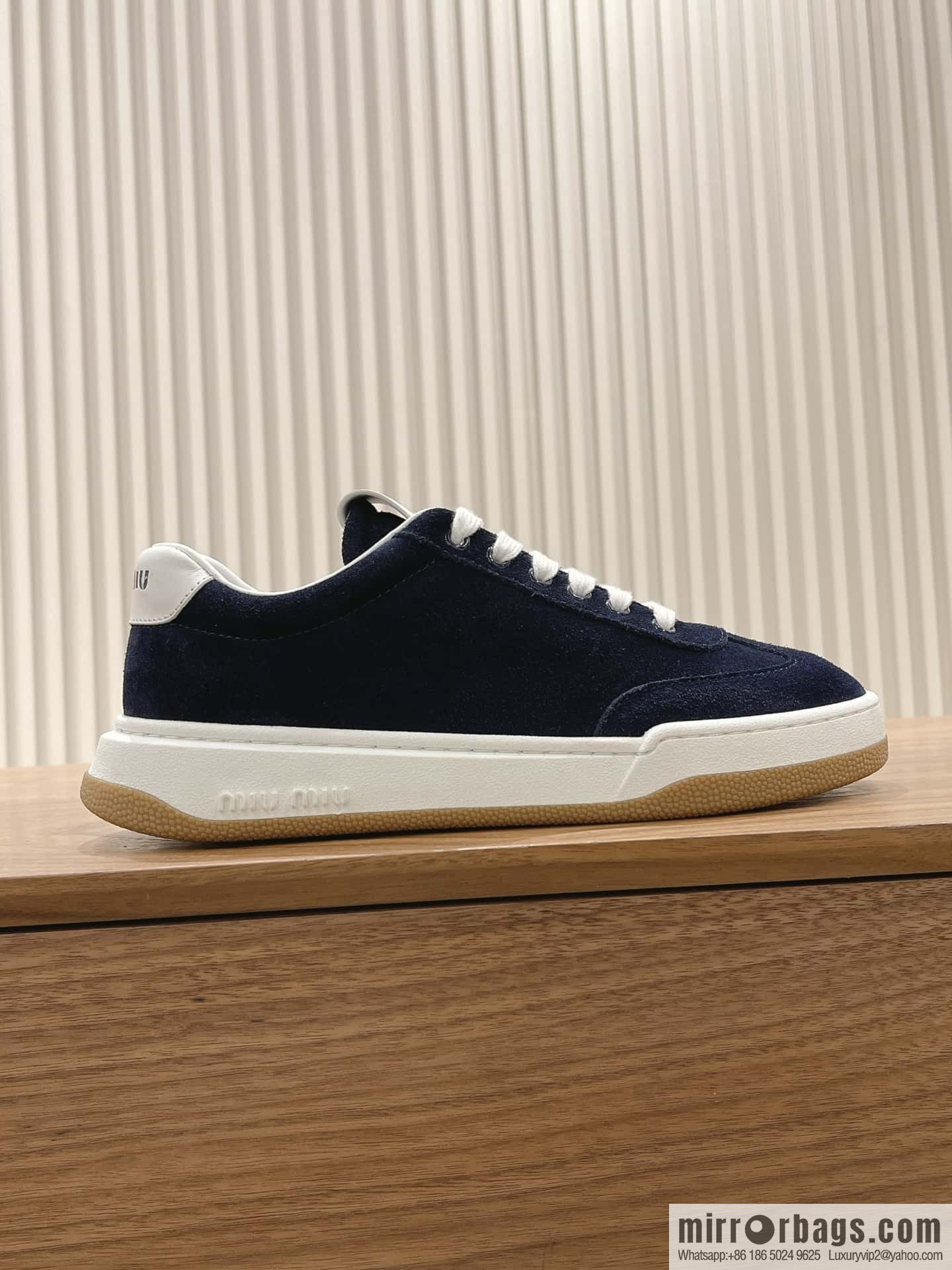 Miumiu ss24 new arrival~ miu's 2024 early spring new lace-up casual shoes, this lace-up casual shoes