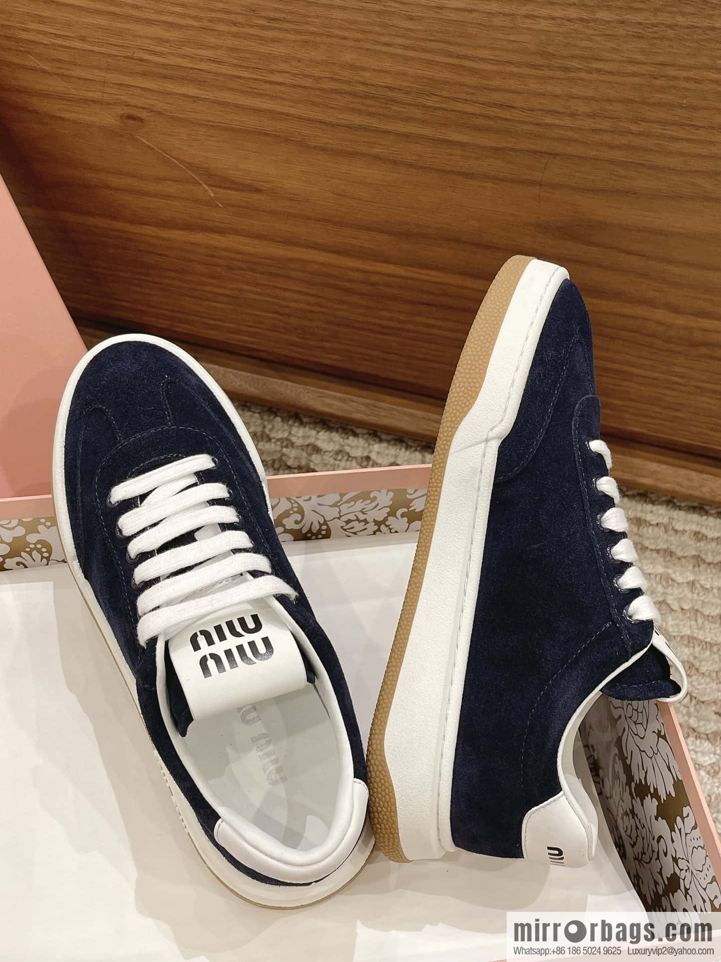 Miumiu ss24 new arrival~ miu's 2024 early spring new lace-up casual shoes, this lace-up casual shoes