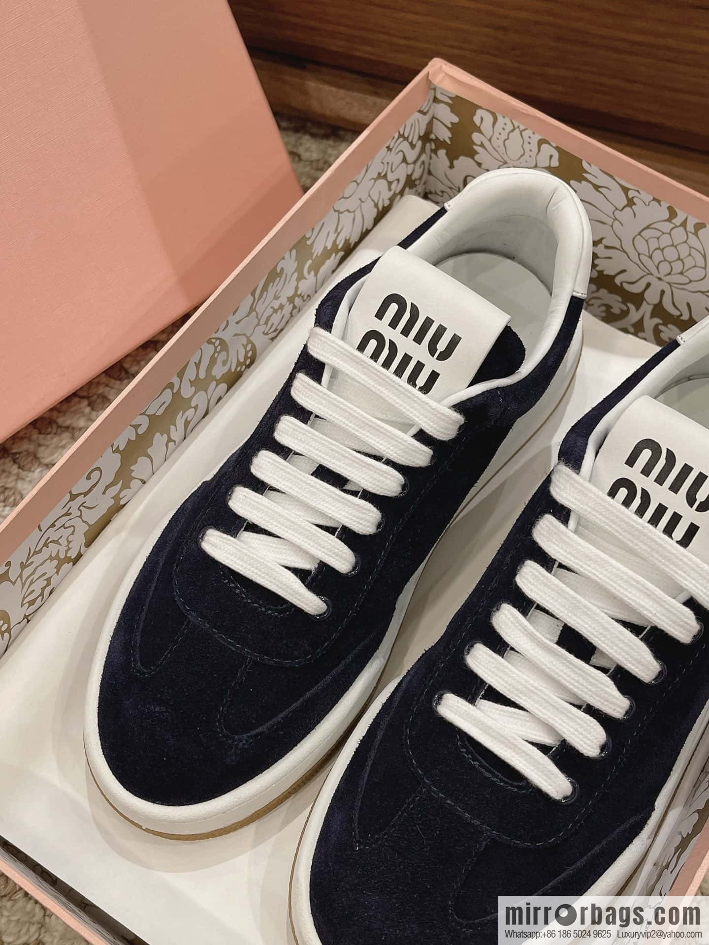 Miumiu ss24 new arrival~ miu's 2024 early spring new lace-up casual shoes, this lace-up casual shoes