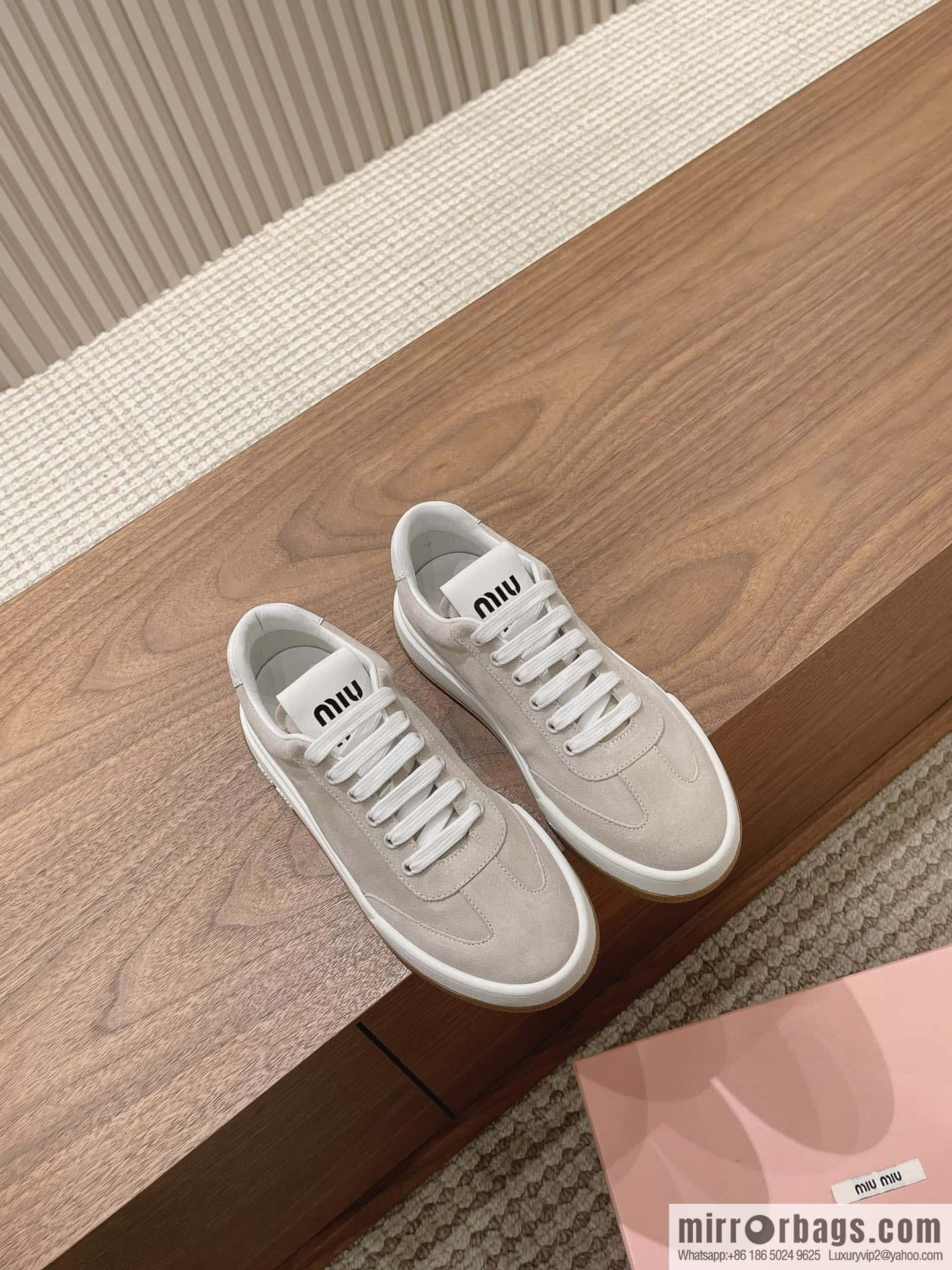 Miumiu ss24 new arrival~ miu's 2024 early spring new lace-up casual shoes, this lace-up casual shoes